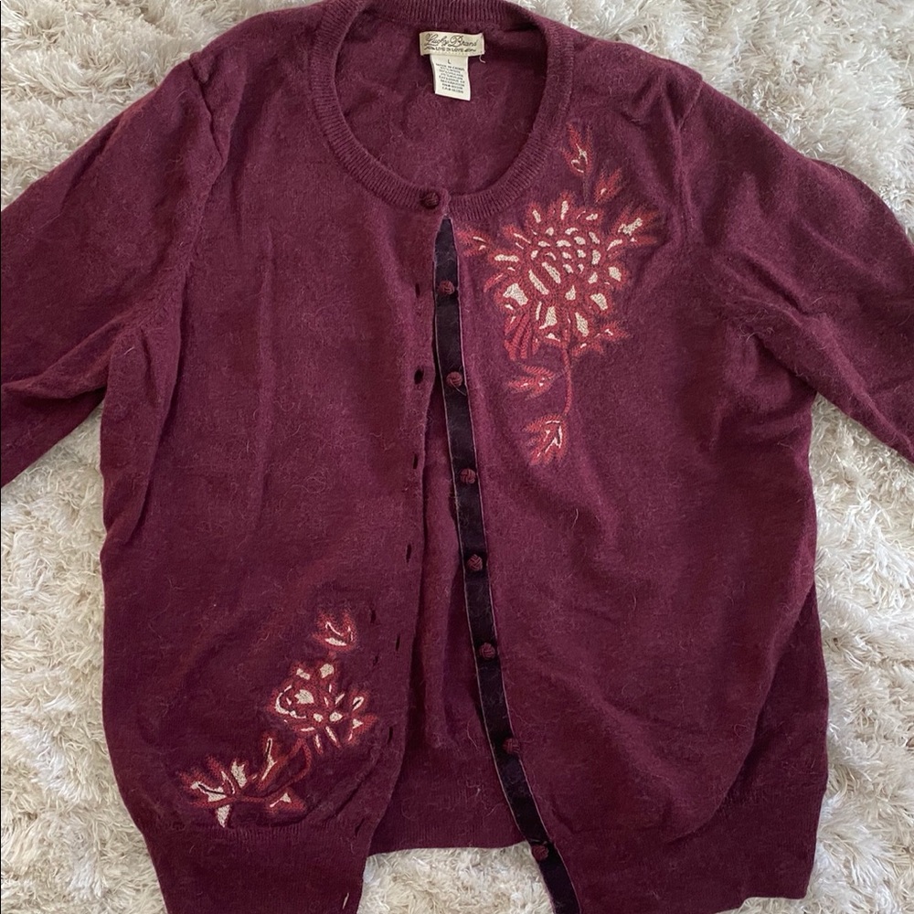 Plum sweater with embroidery